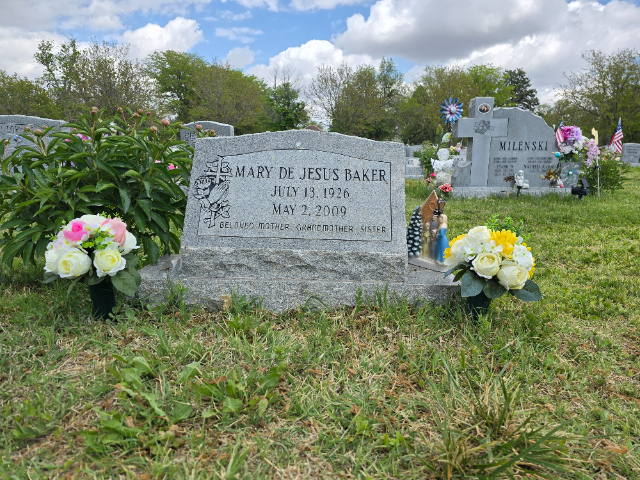 Flower delivery for Mary De Jesus Baker