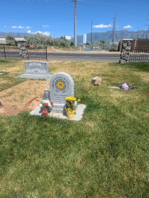 Flower delivery for Chloe Gayle Bennett