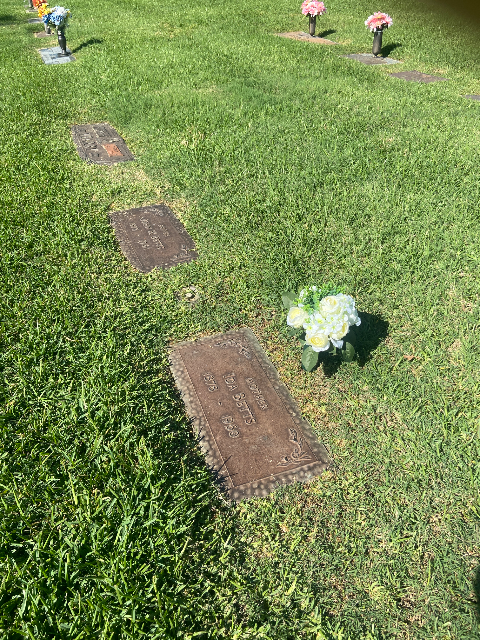 Flower delivery for Ida Eliza Walker Betts