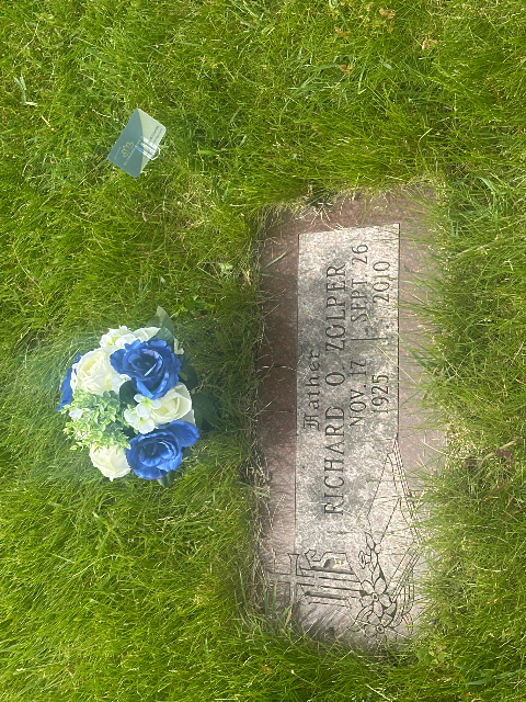 Flower delivery for Richard O Z0lper