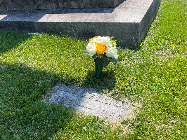 Flower delivery for Roger Charles Sullivan