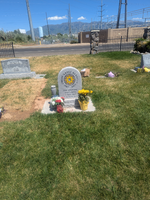 Flower delivery for Chloe Gayle Bennett