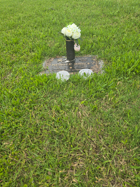 Flower delivery for Michelle Elizabeth Schreck