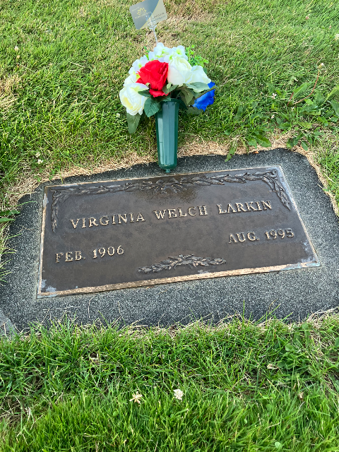 Flower delivery for Virginia Larkin