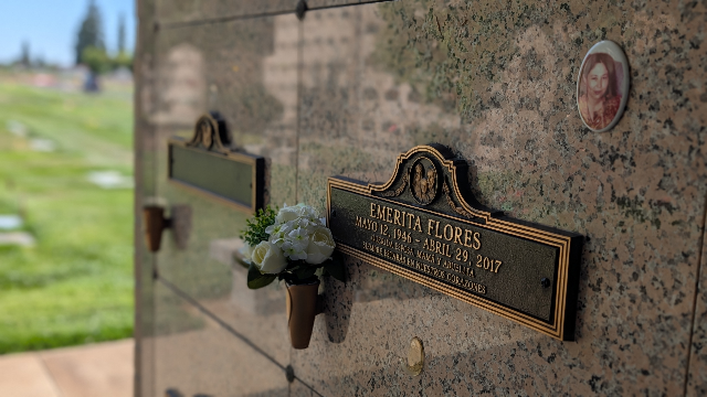 Flower delivery for Emerita Flores