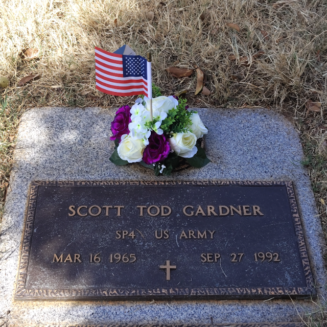 Flower delivery for Scott T Gardner
