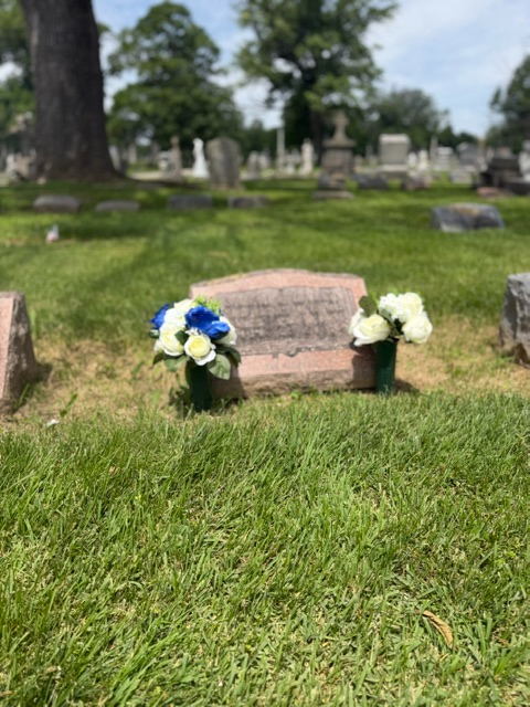 Flower delivery for Sarah Jean Cabage