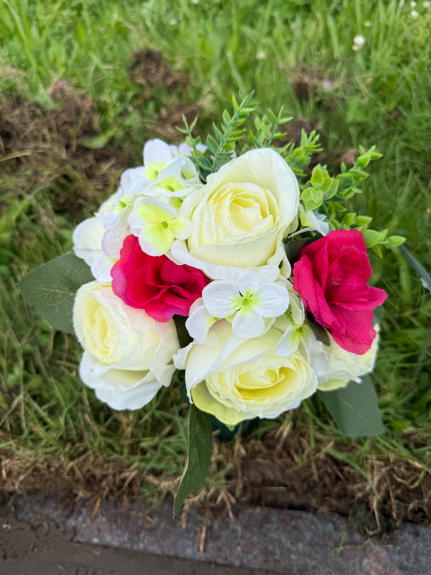 Flower delivery for Anna Akins-Alexander