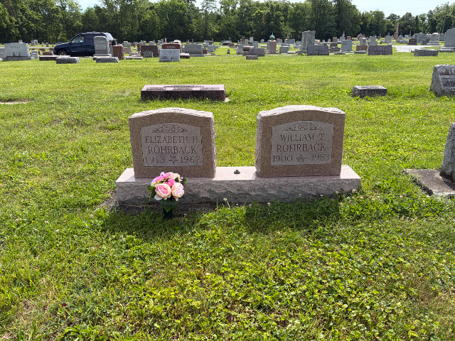 Flower delivery for Elizabeth Rohrback