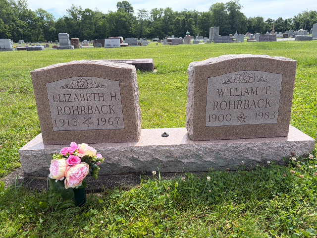 Flower delivery for Elizabeth Rohrback