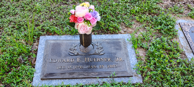 Flower delivery for Edward Eddie Huebner
