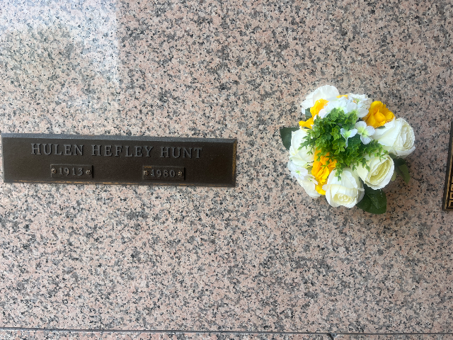 Flowers for Hulen Hefley Hunt