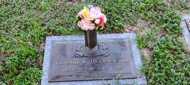 Flower delivery for Edward Eddie Huebner