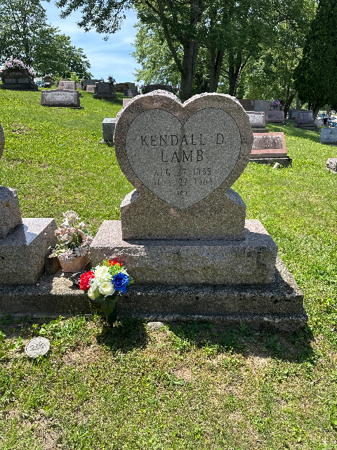 Flower delivery for Kendall Dwight Lamb