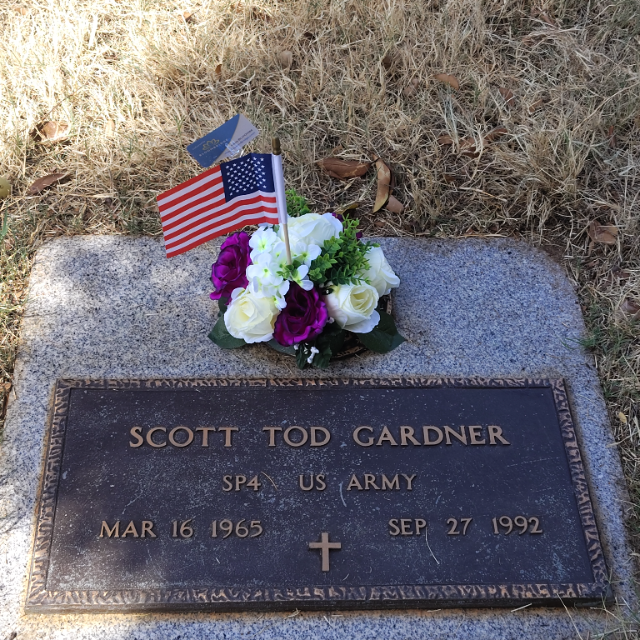 Flower delivery for Scott T Gardner