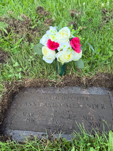 Flower delivery for Anna Akins-Alexander
