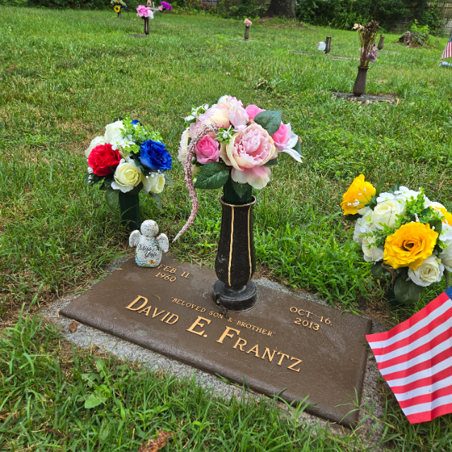 Flower delivery for David E Frantz