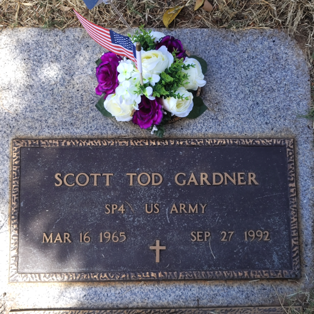 Flower delivery for Scott T Gardner