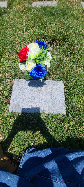 Flower delivery for Lawrence Edward Stephens