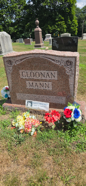 Flower delivery for Robert James Cloonan