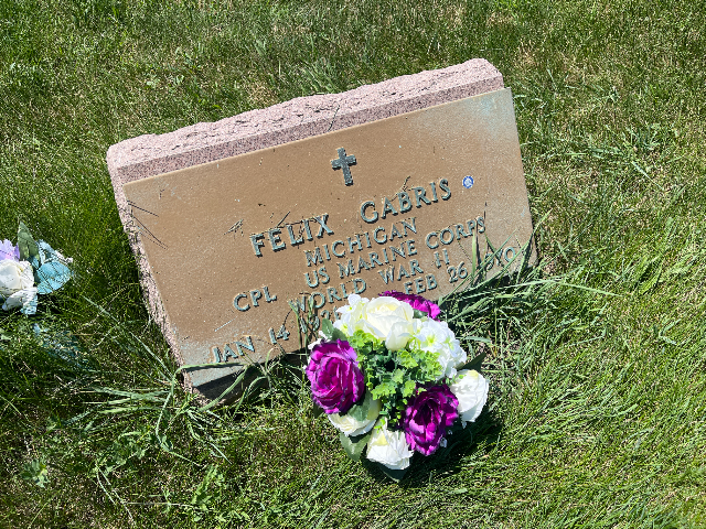 Flower delivery for Felix Gabris