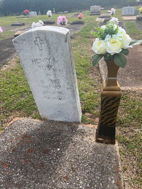 Flower delivery for Henry Lee Lee Turk