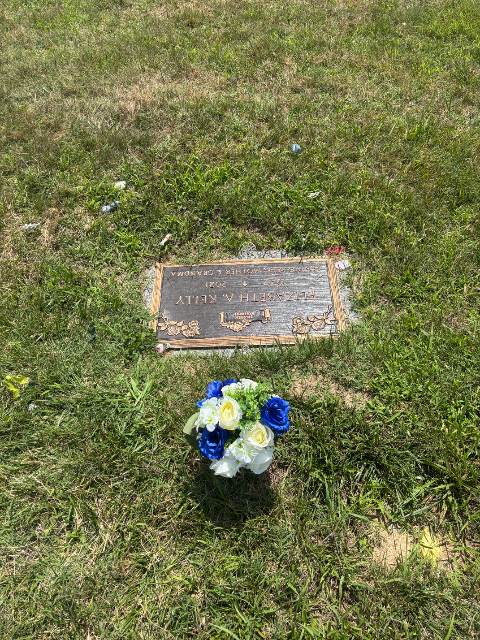 Flower delivery for Elizabeth Griffin Kelly