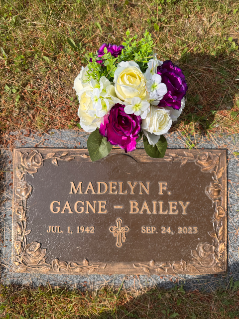 Flower delivery for Madelyn F. Bailey