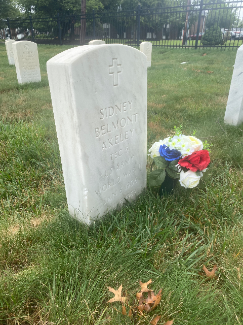 Flower delivery for Sidney Belmont Akeley