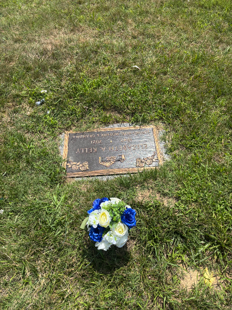 Flower delivery for Elizabeth Griffin Kelly