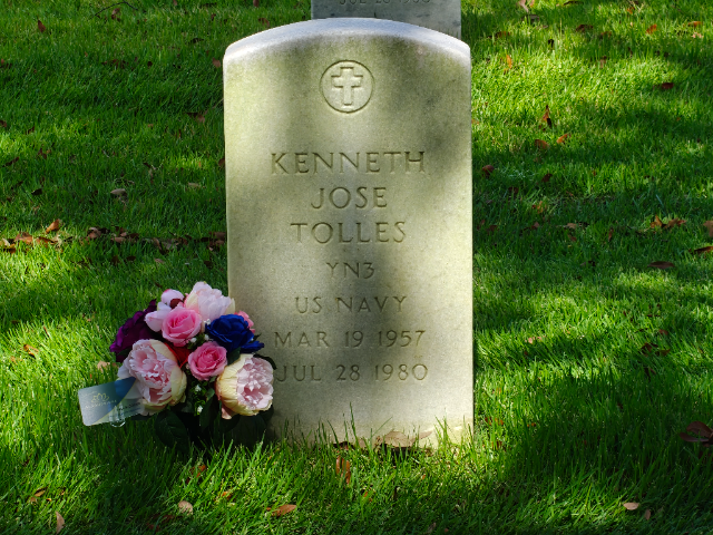 Flower delivery for Kenneth Jose Tolles