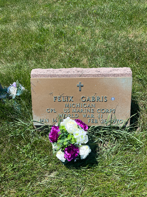Flower delivery for Felix Gabris