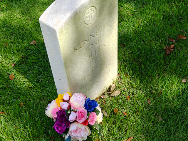 Flower delivery for Kenneth Jose Tolles