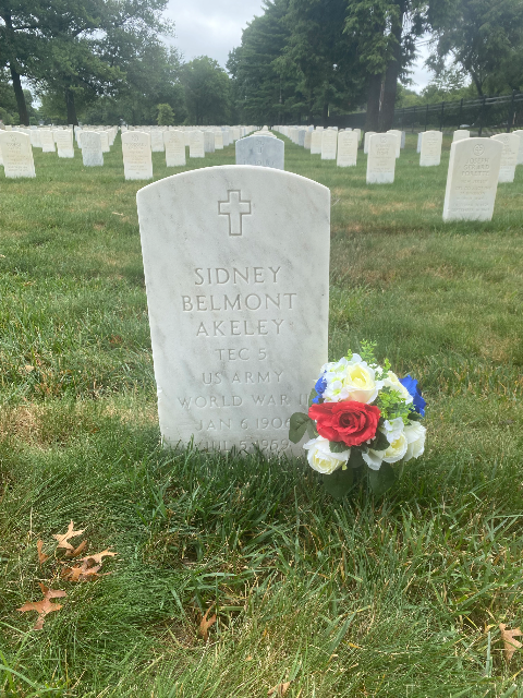 Flower delivery for Sidney Belmont Akeley