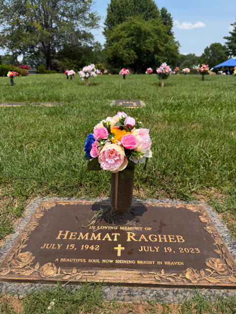 Flower delivery for Hemmat Ragheb