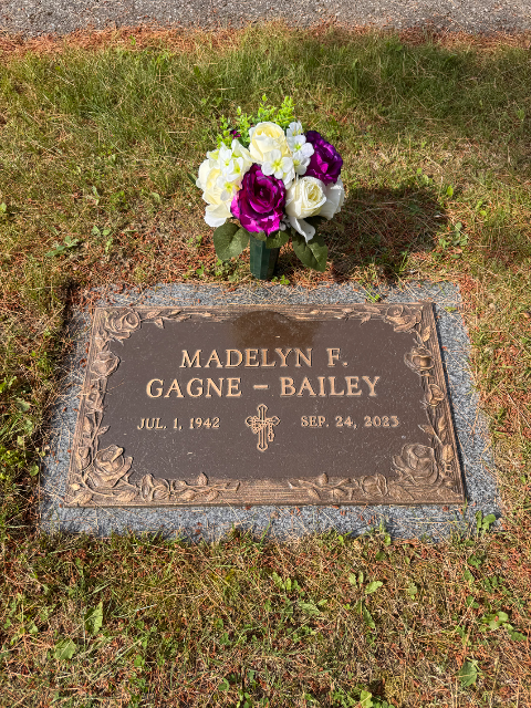 Flower delivery for Madelyn F. Bailey