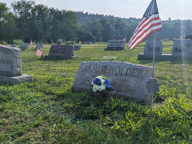Flower delivery for Ruth Roberta Householder