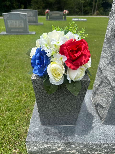 Flower delivery for Tammy Lynn / Dotson Orr