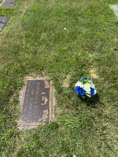 Flower delivery for Elizabeth Griffin Kelly