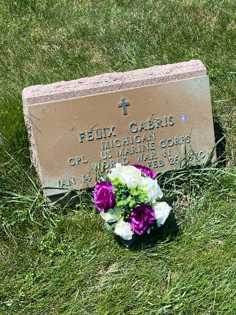 Flower delivery for Felix Gabris