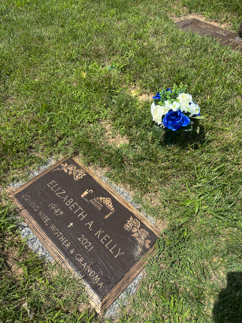 Flower delivery for Elizabeth Griffin Kelly
