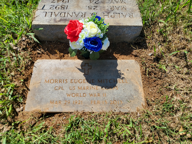 Flower delivery for Morris Mitchell