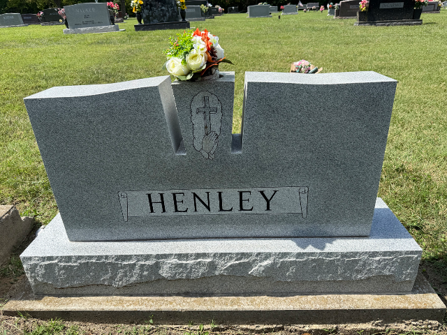 Flower delivery for Donald J & Mary F Henley
