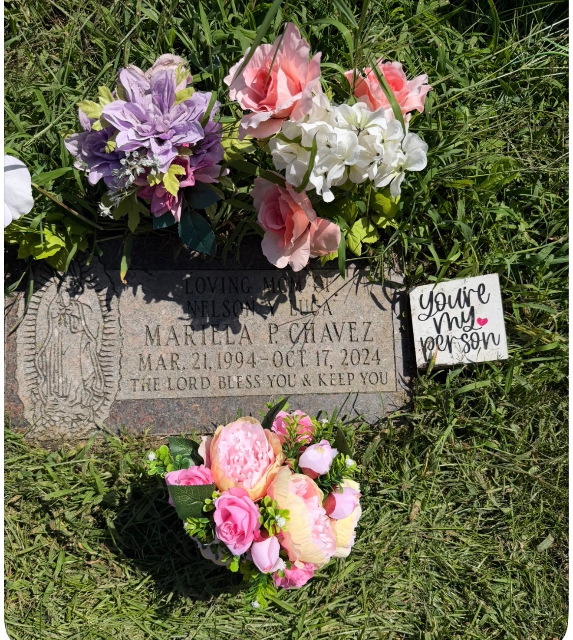 Flower delivery for Mariela P Chavez De Marinez