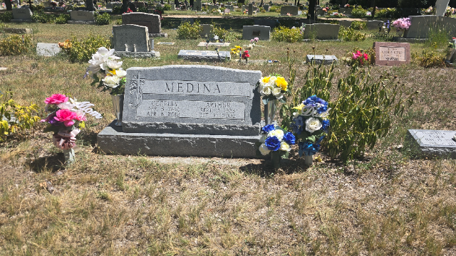 Flower delivery for Arthur Arellano Medina