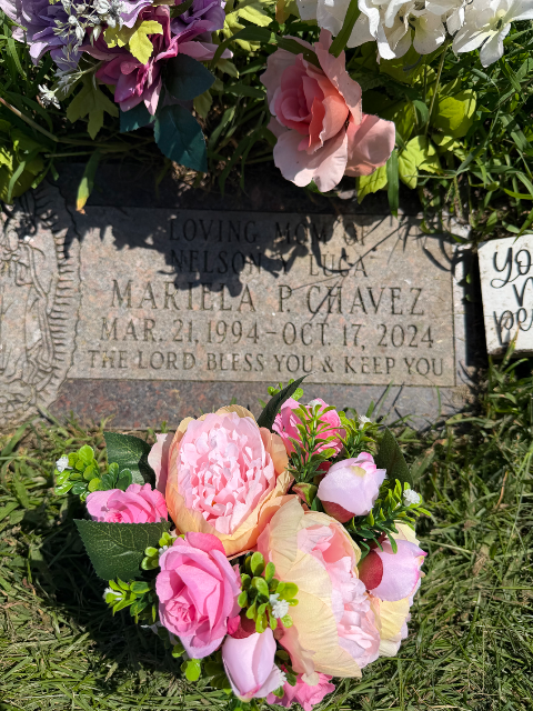 Flower delivery for Mariela P Chavez De Marinez