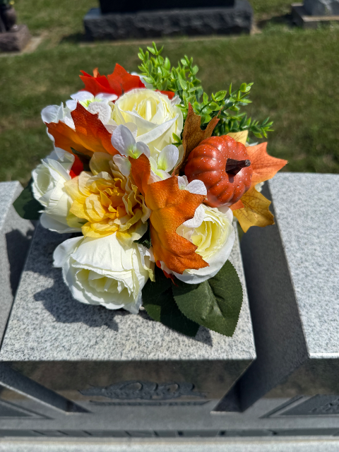 Flower delivery for Donald J & Mary F Henley
