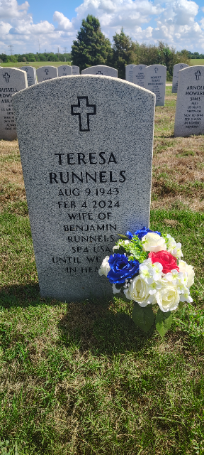 Flower delivery for Teresa D Runnels