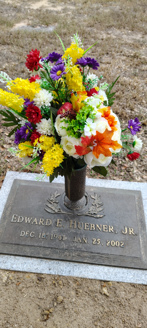 Flower delivery for Edward Eddie Huebner