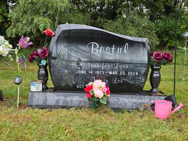 Flower delivery for Jennifer Lynn Bestul